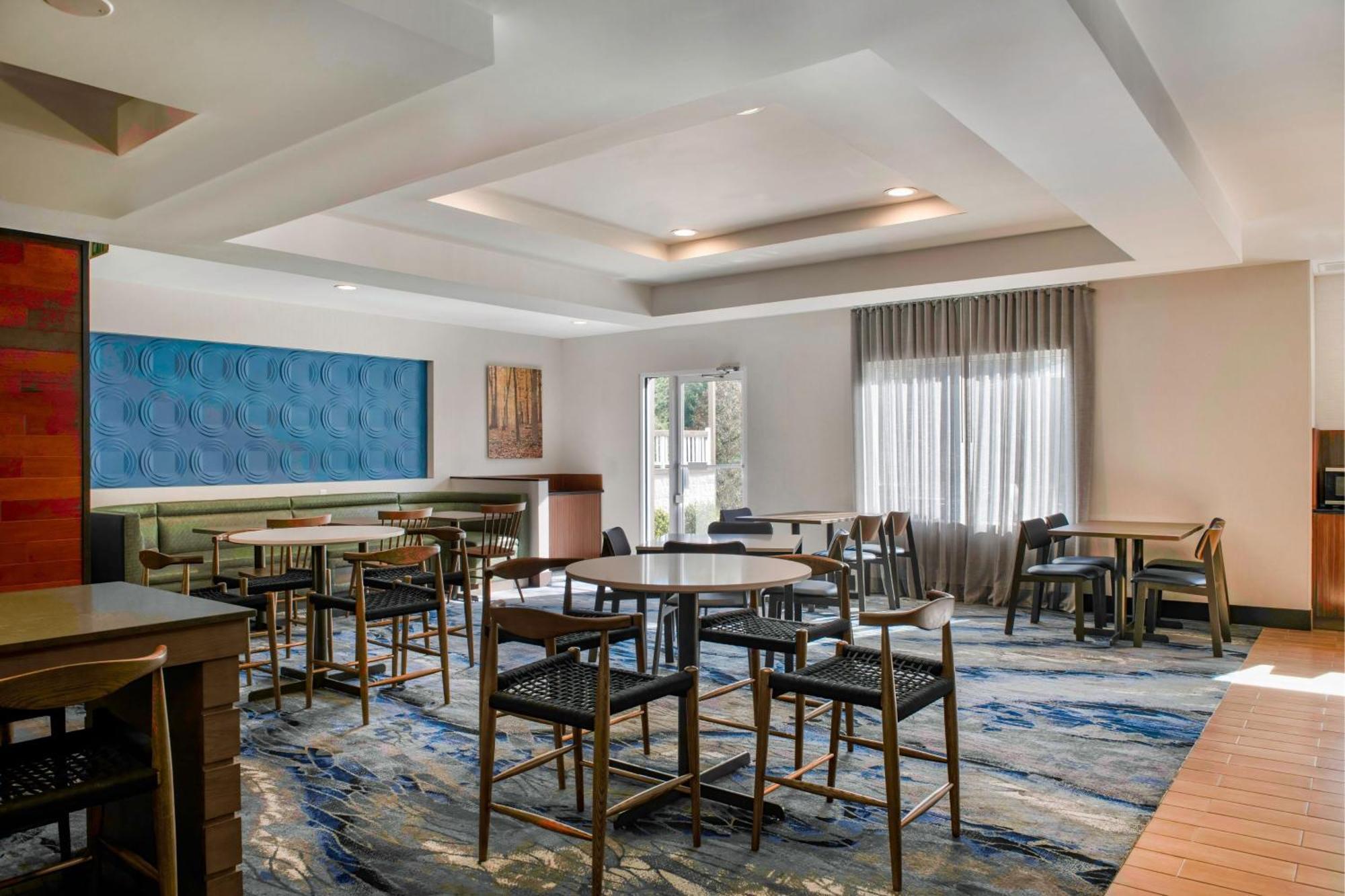 Fairfield Inn & Suites By Marriott Greenwood Exterior photo