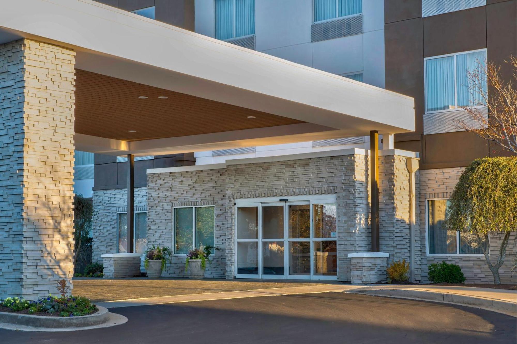 Fairfield Inn & Suites By Marriott Greenwood Exterior photo