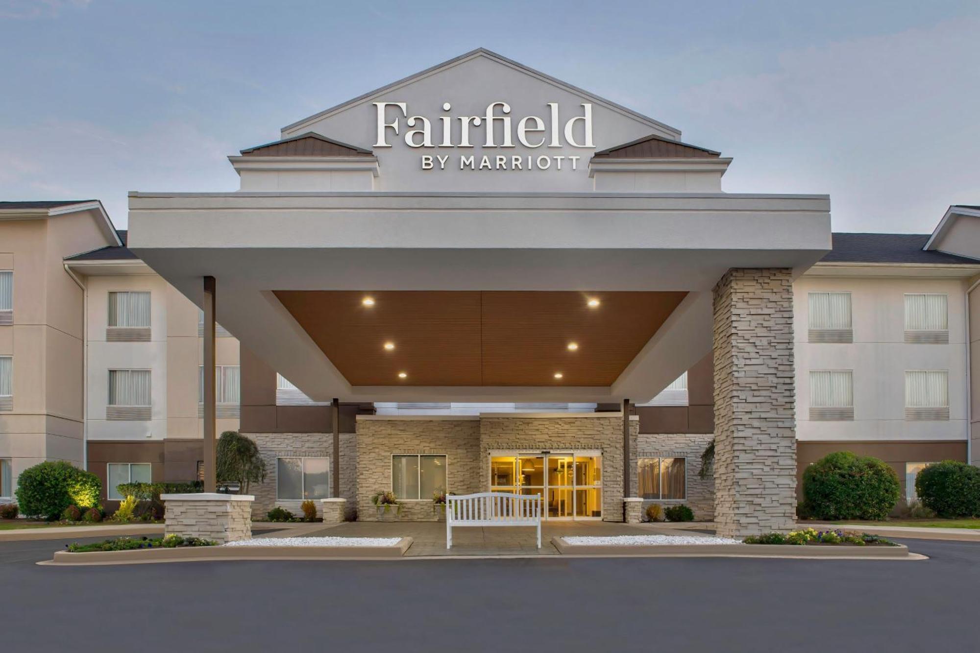 Fairfield Inn & Suites By Marriott Greenwood Exterior photo